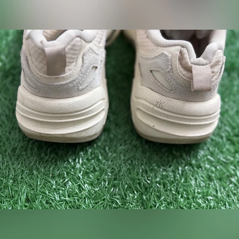 adidas ZX 22‎ Boost Cream White Size 10.5